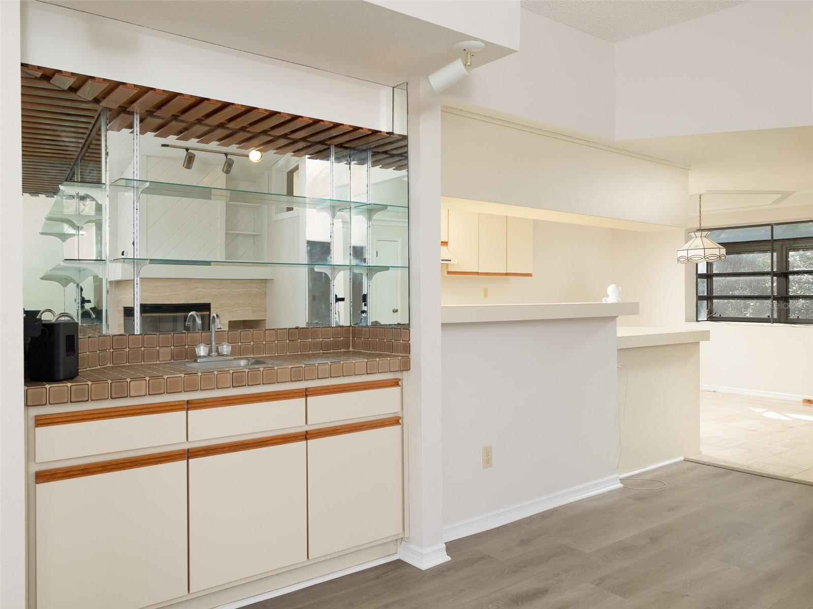 Image 14 of 30 For 8260 Berkeley Manor Boulevard