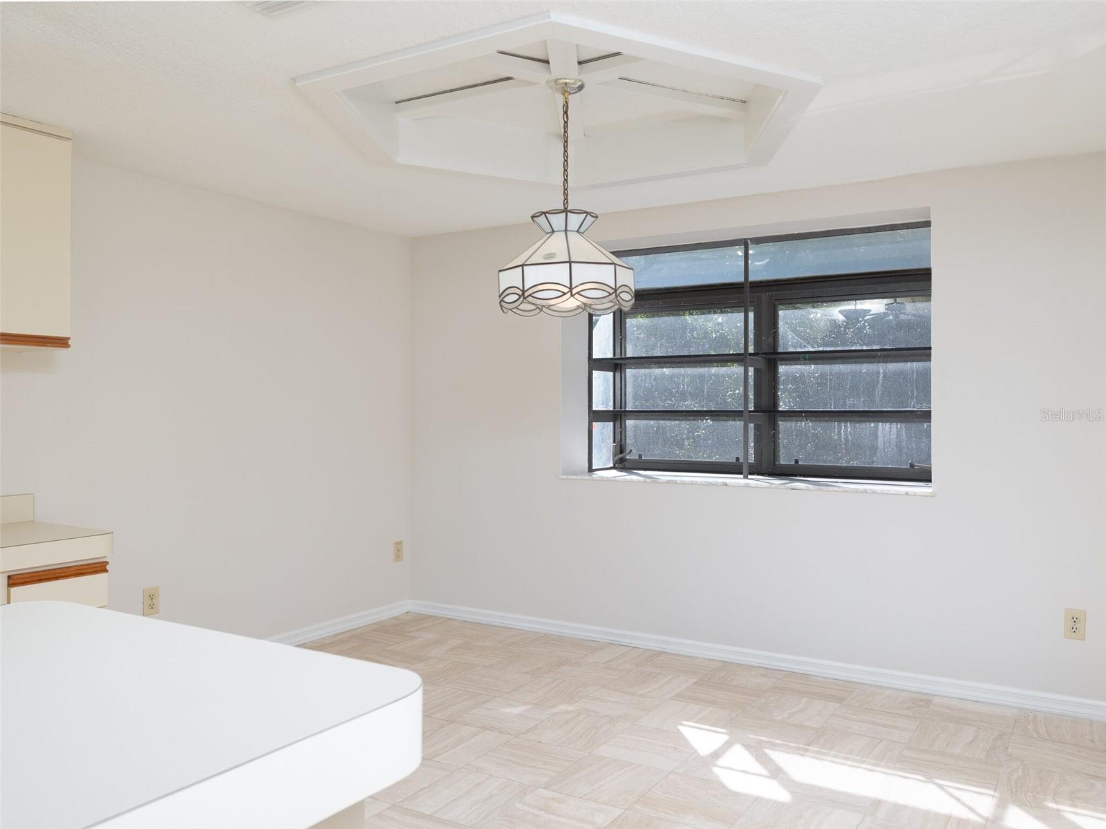 Image 15 of 30 For 8260 Berkeley Manor Boulevard