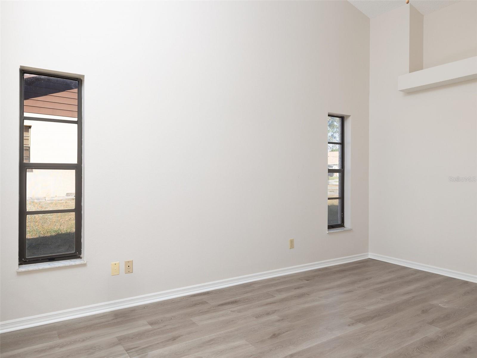 Image 17 of 30 For 8260 Berkeley Manor Boulevard