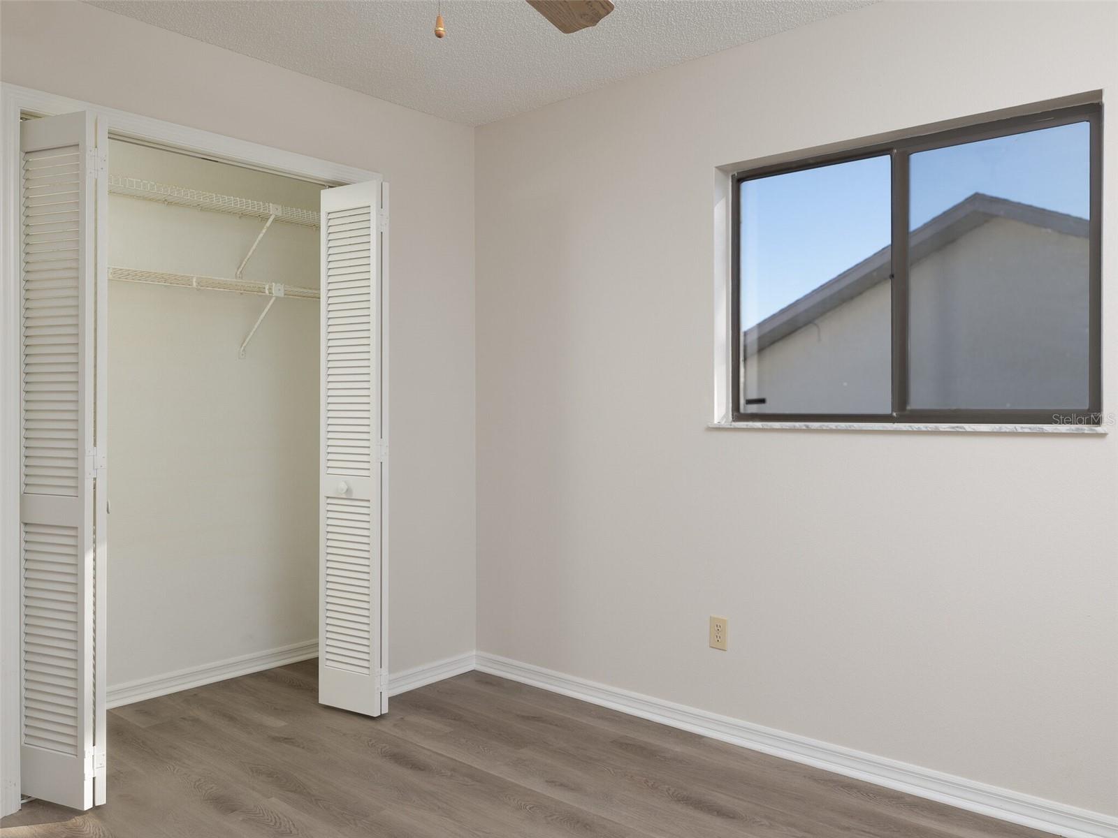 Image 23 of 30 For 8260 Berkeley Manor Boulevard