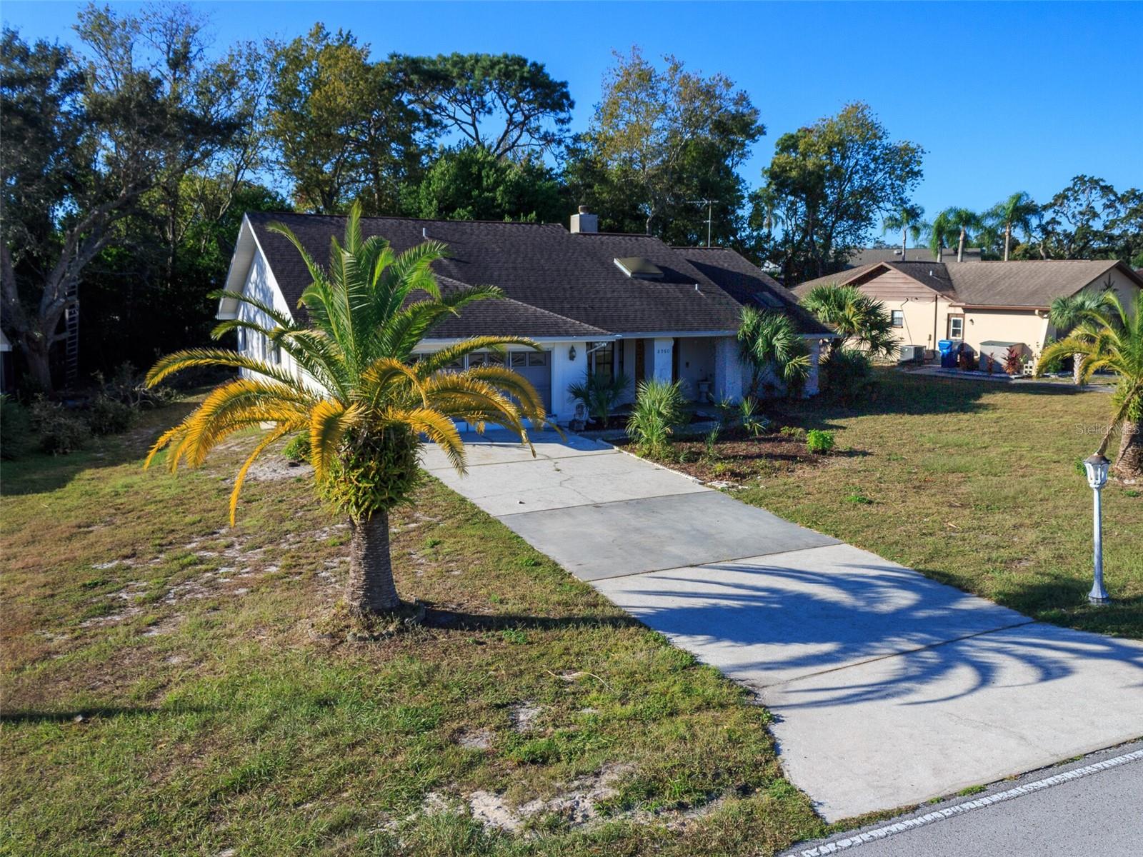 Image 4 of 30 For 8260 Berkeley Manor Boulevard