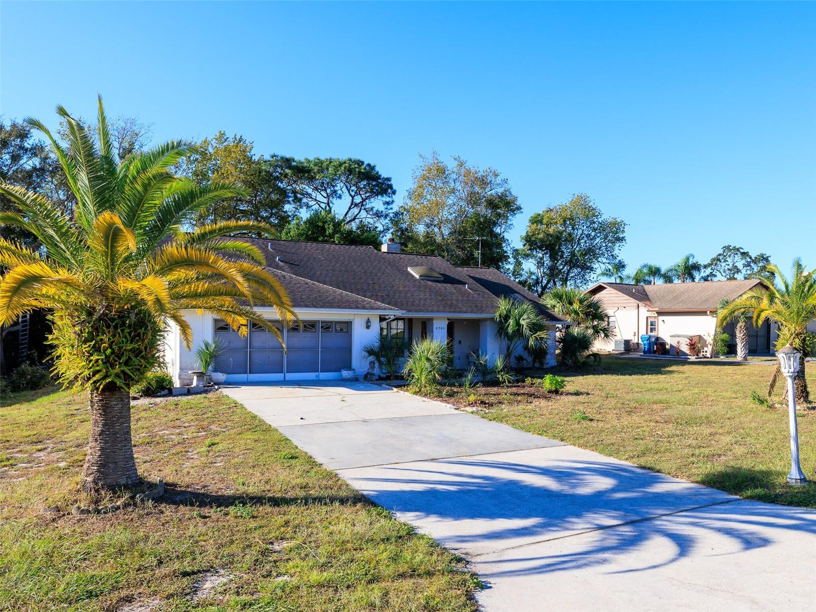 Image 6 of 30 For 8260 Berkeley Manor Boulevard