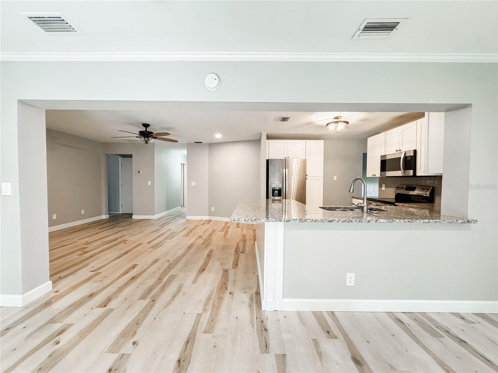 Image 15 of 37 For 4913 32nd Street E