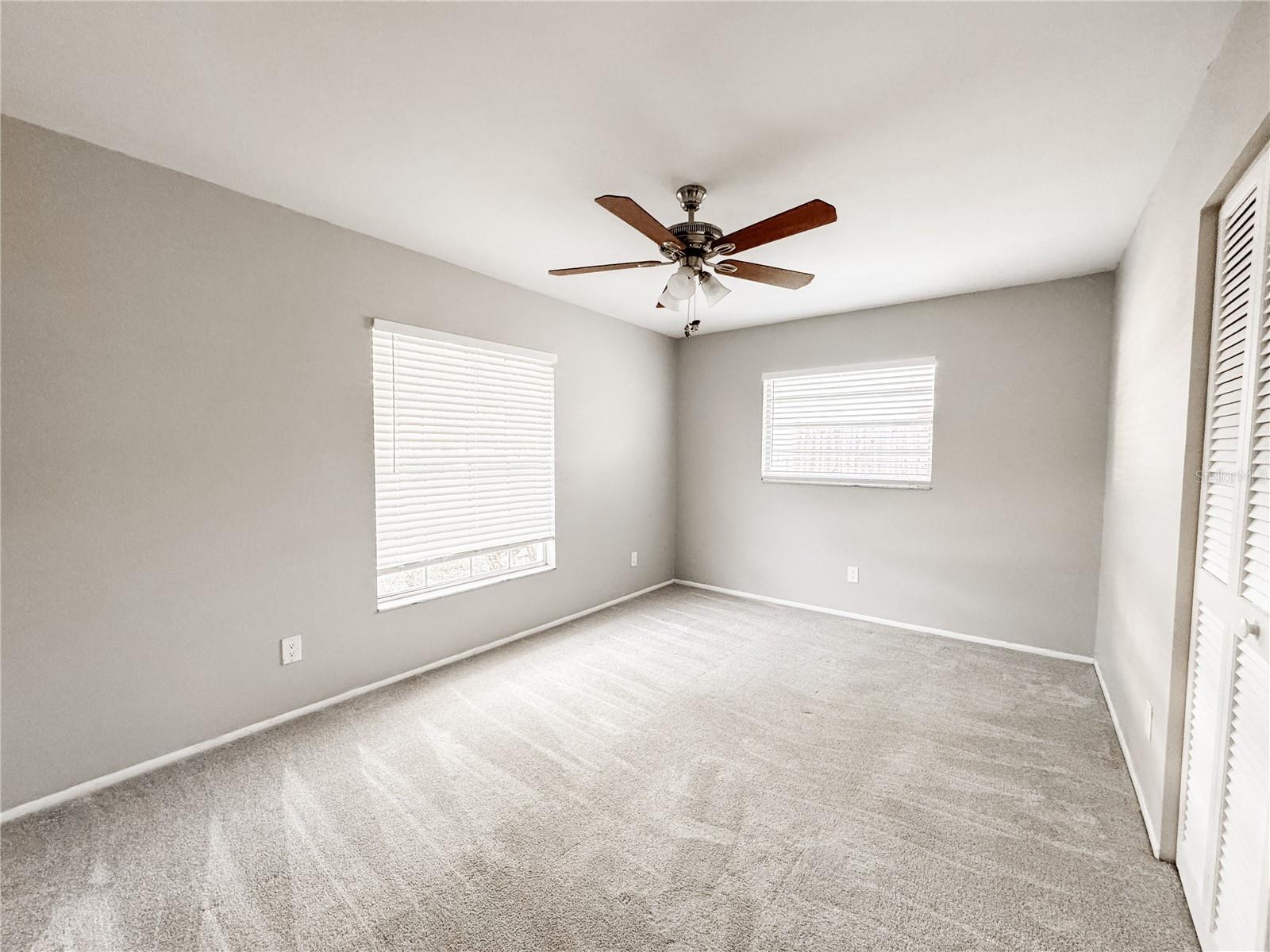 Image 23 of 37 For 4913 32nd Street E