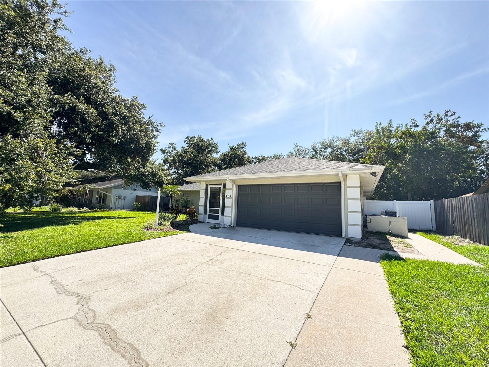 Image 3 of 37 For 4913 32nd Street E