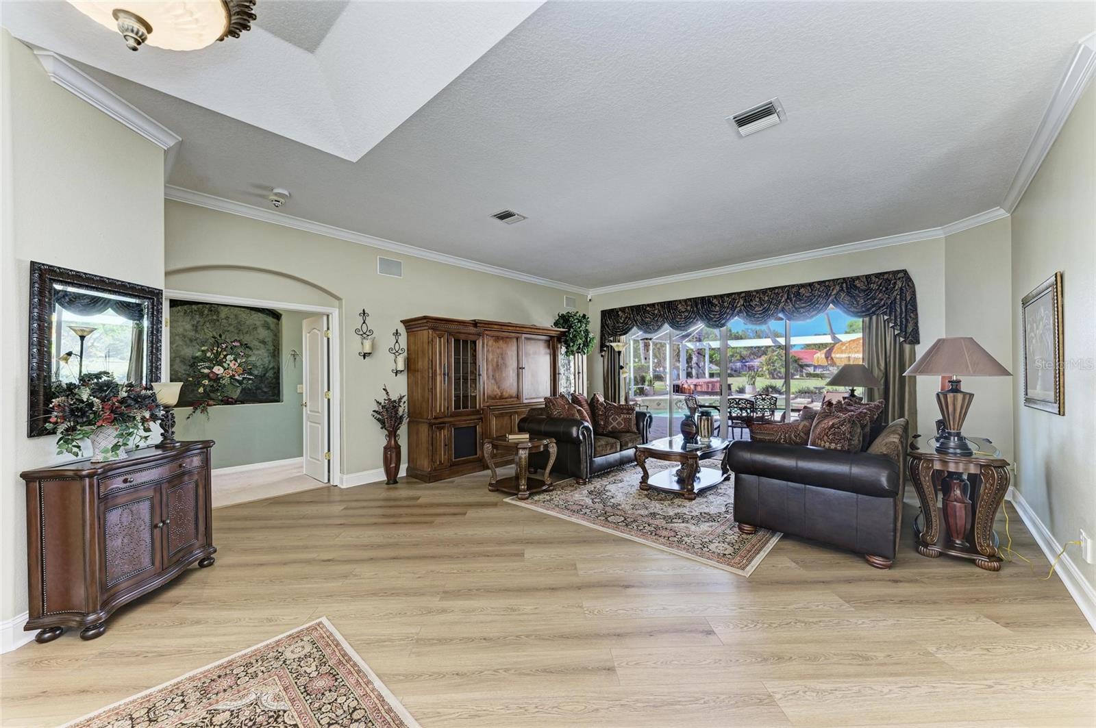 Image 12 of 76 For 8315 Eagle Crossing