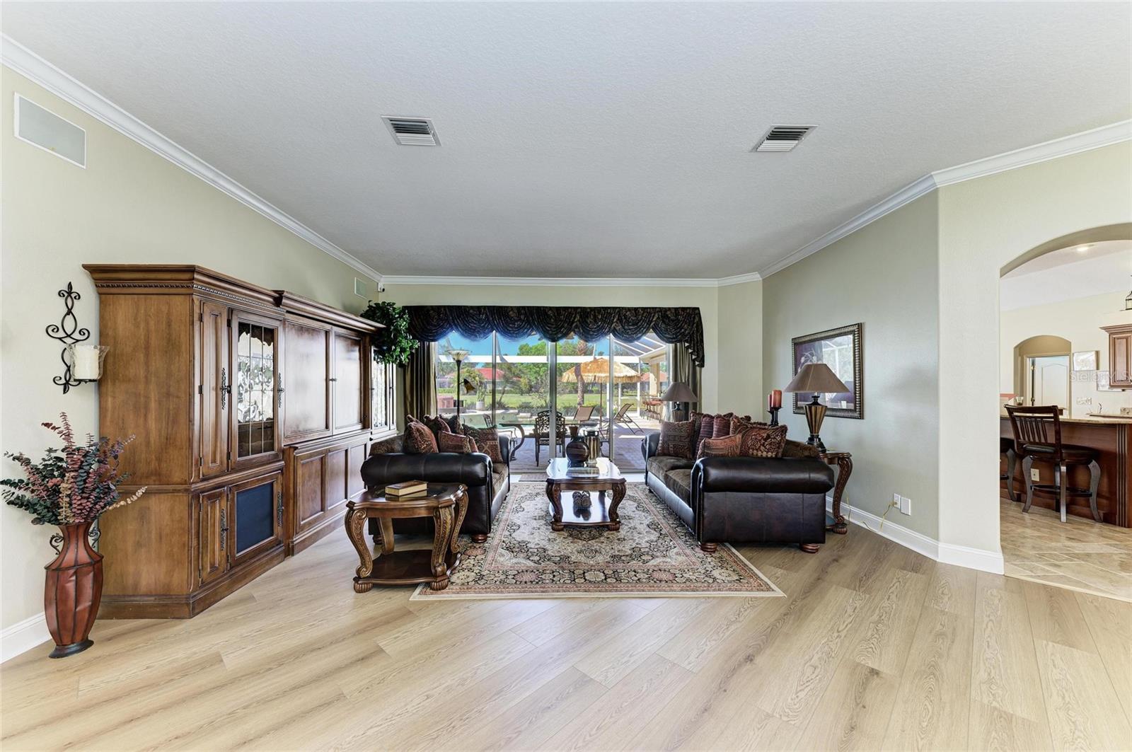 Image 13 of 76 For 8315 Eagle Crossing
