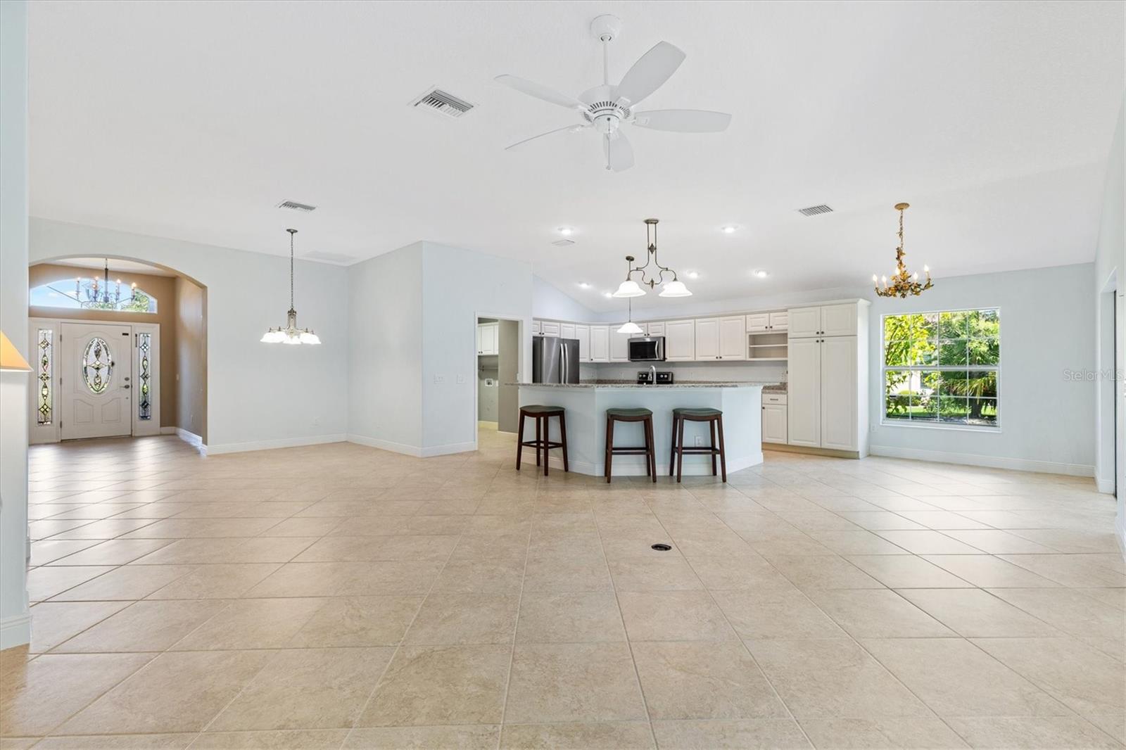 Image 16 of 41 For 3401 Ichabod Way