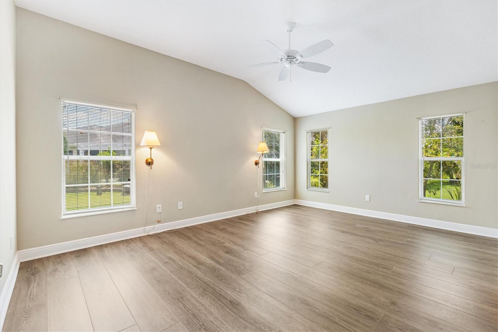 Image 19 of 41 For 3401 Ichabod Way