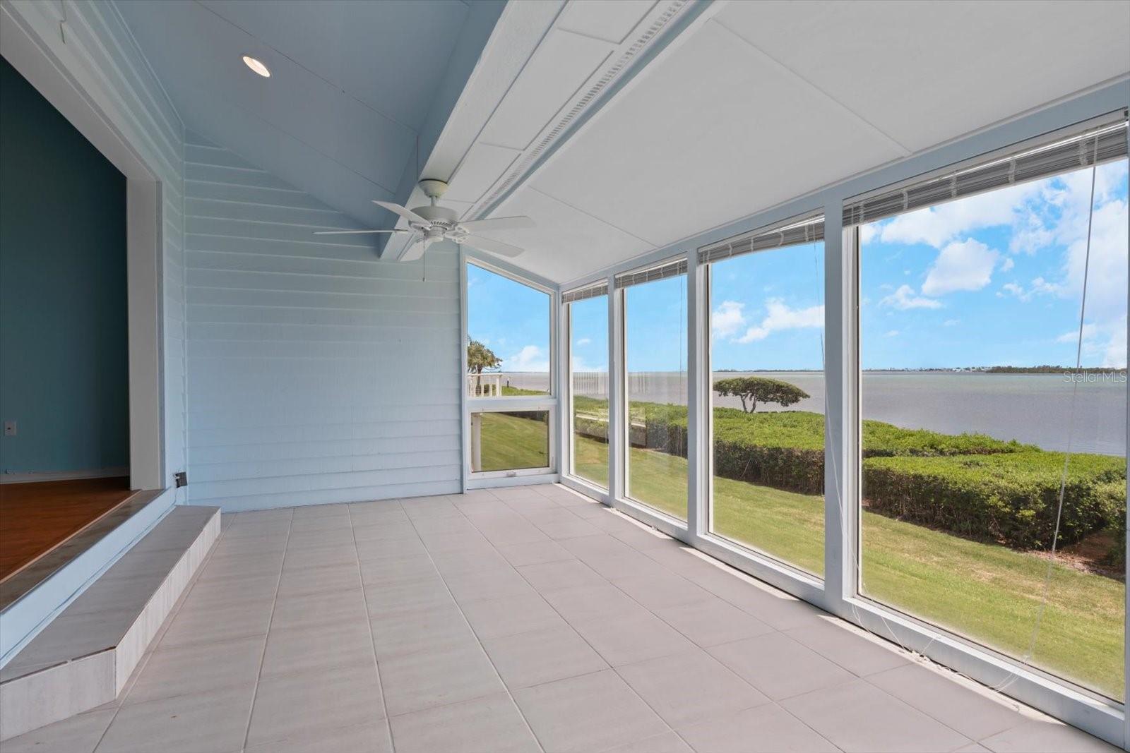 Image 4 of 37 For 65 Tidy Island Boulevard