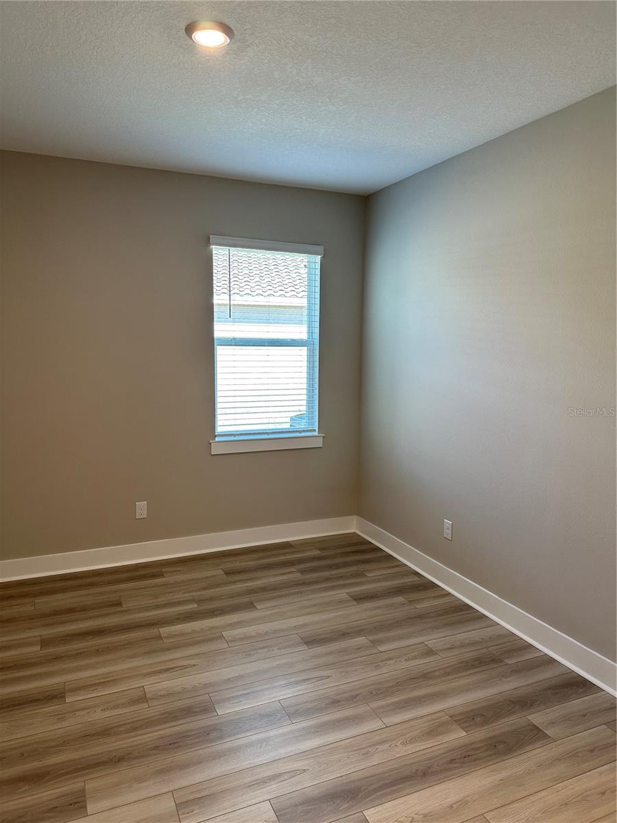Image 13 of 22 For 452 Daylily Boulevard
