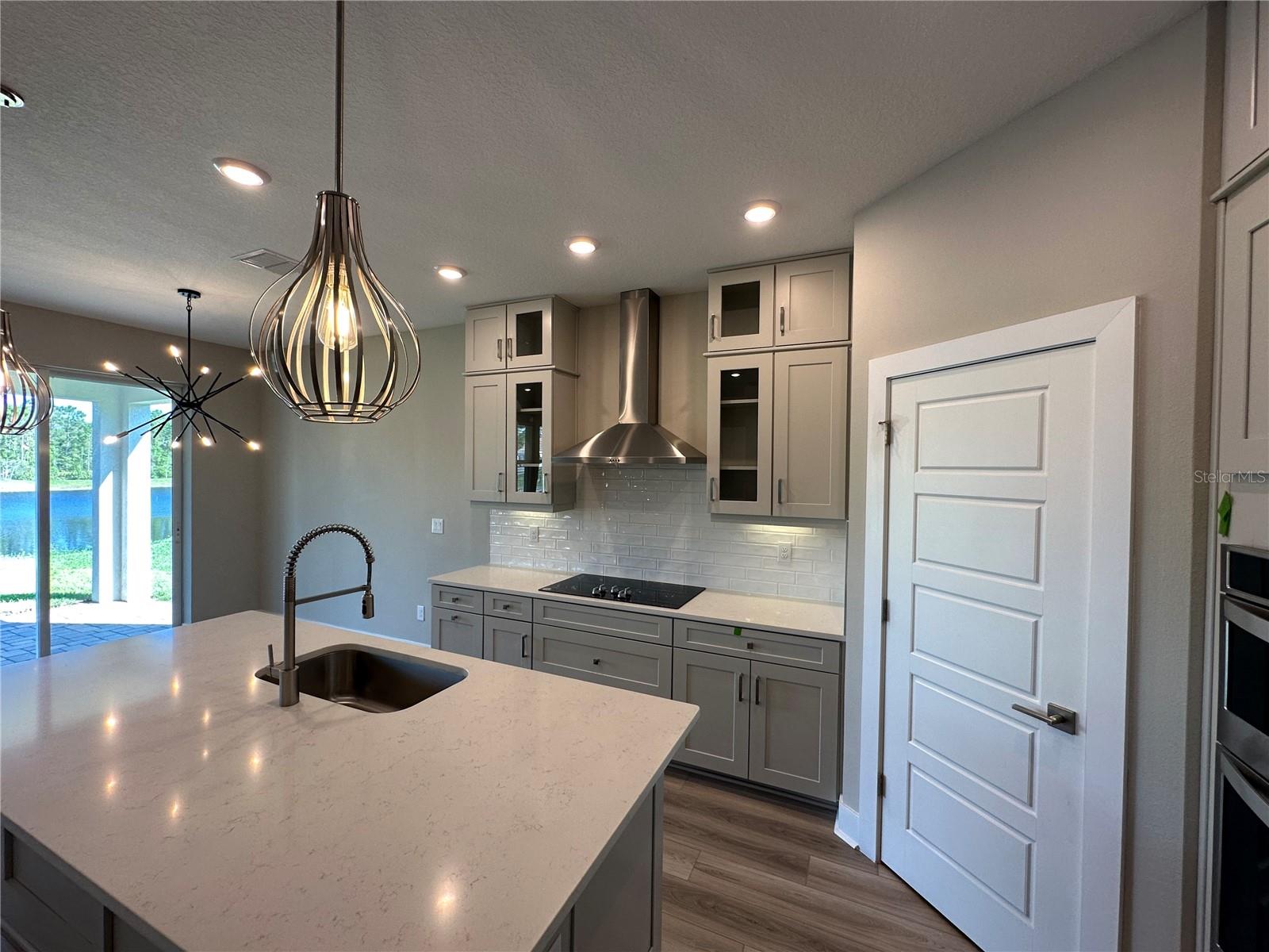 Image 4 of 22 For 452 Daylily Boulevard
