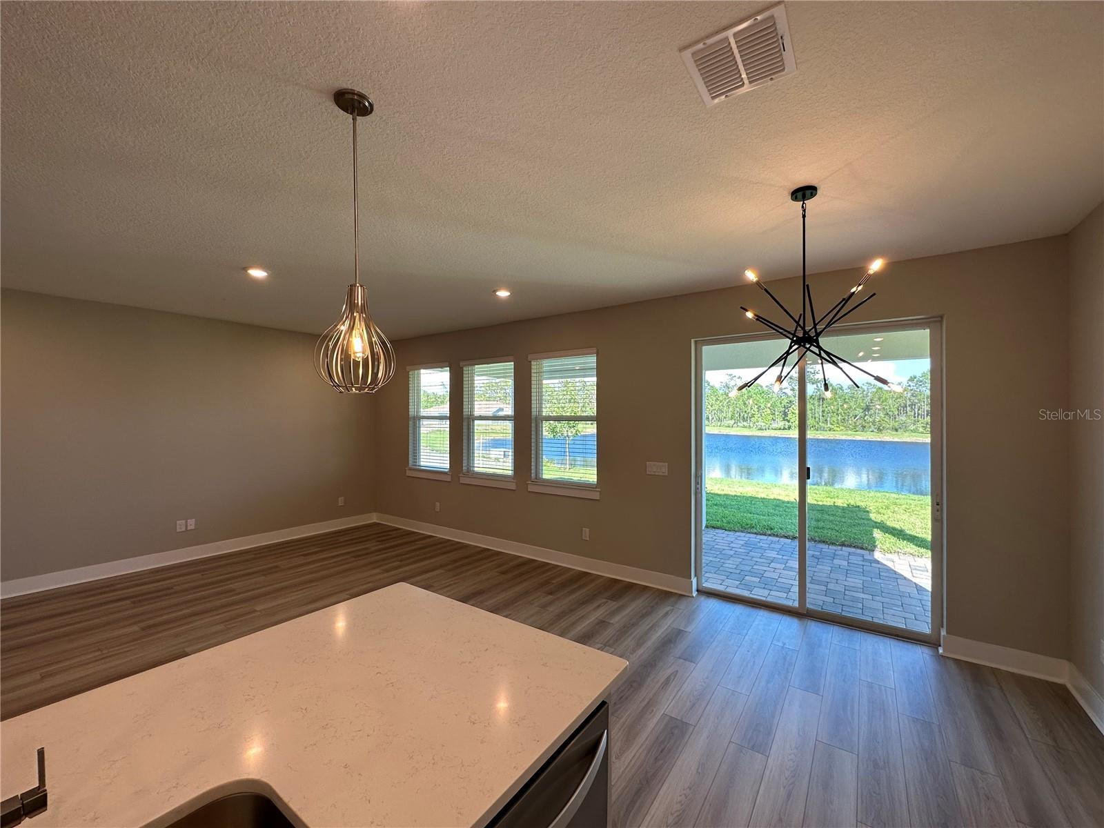 Image 7 of 22 For 452 Daylily Boulevard