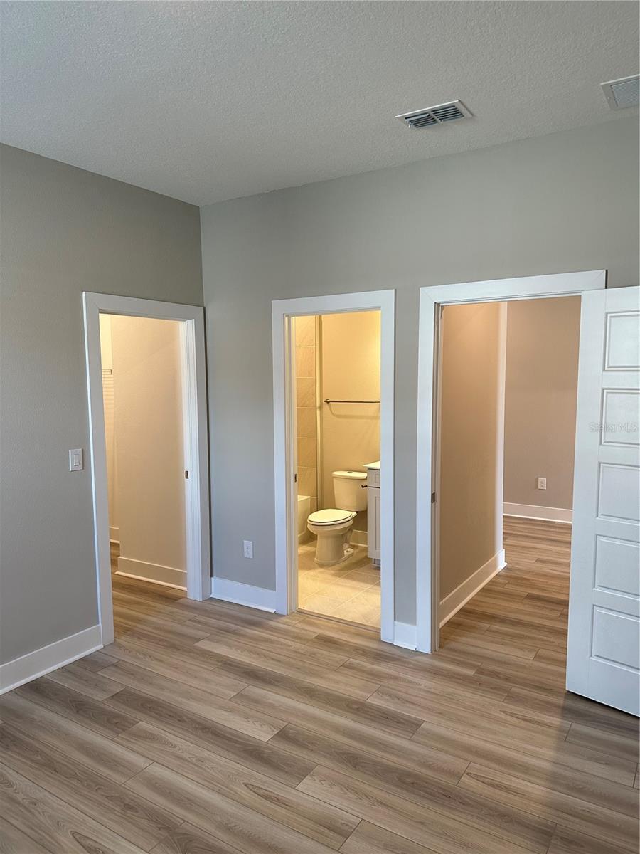 Image 9 of 22 For 452 Daylily Boulevard