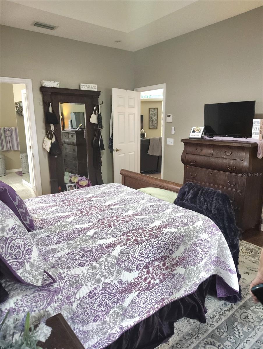 Image 14 of 56 For 3315 Elm Street