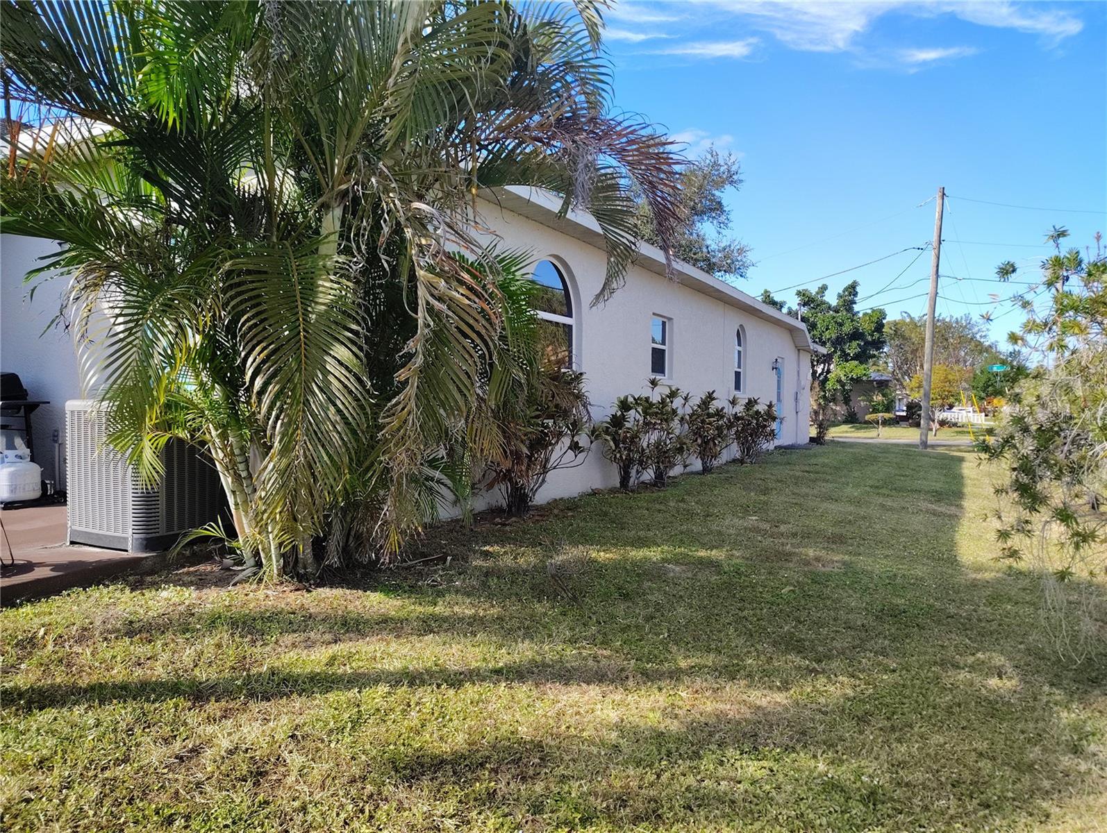 Image 43 of 56 For 3315 Elm Street