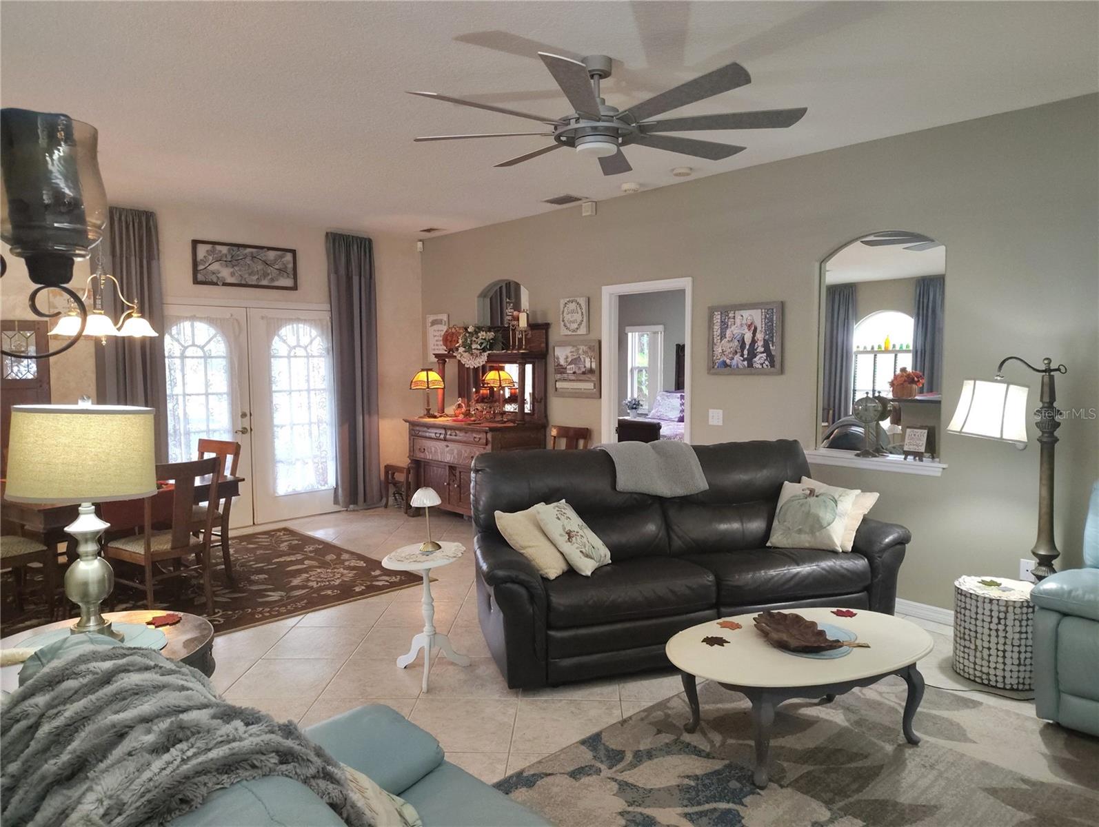 Image 6 of 56 For 3315 Elm Street