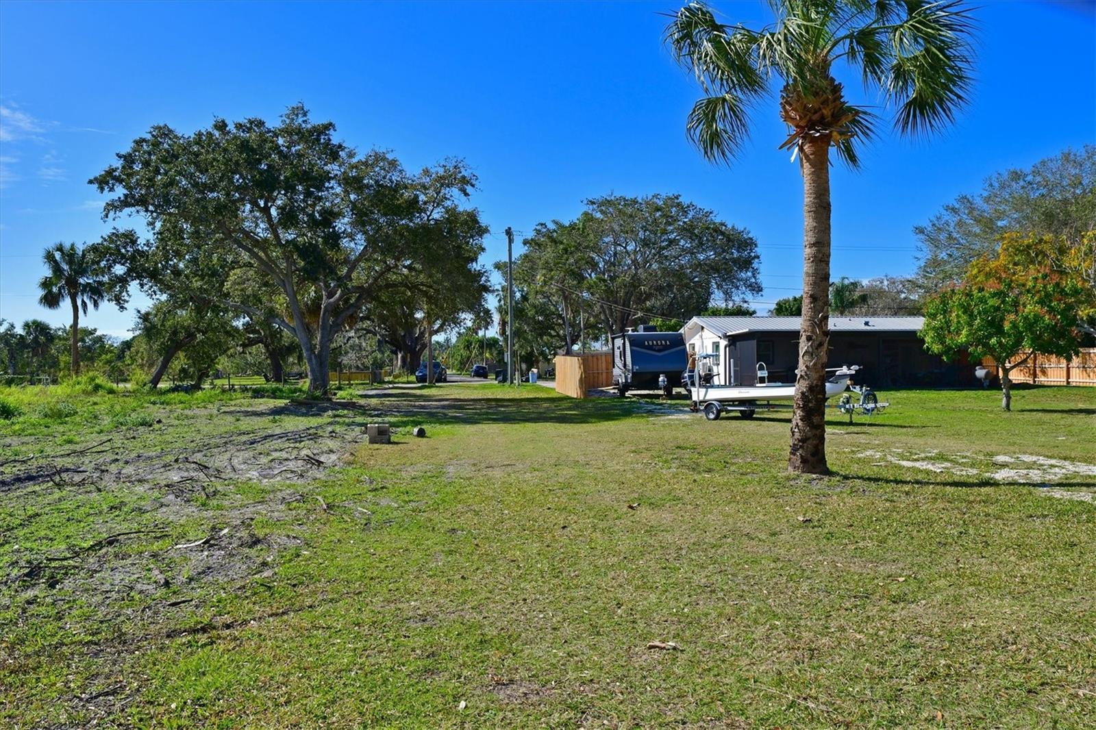 Image 13 of 24 For 1256 Bayshore Drive