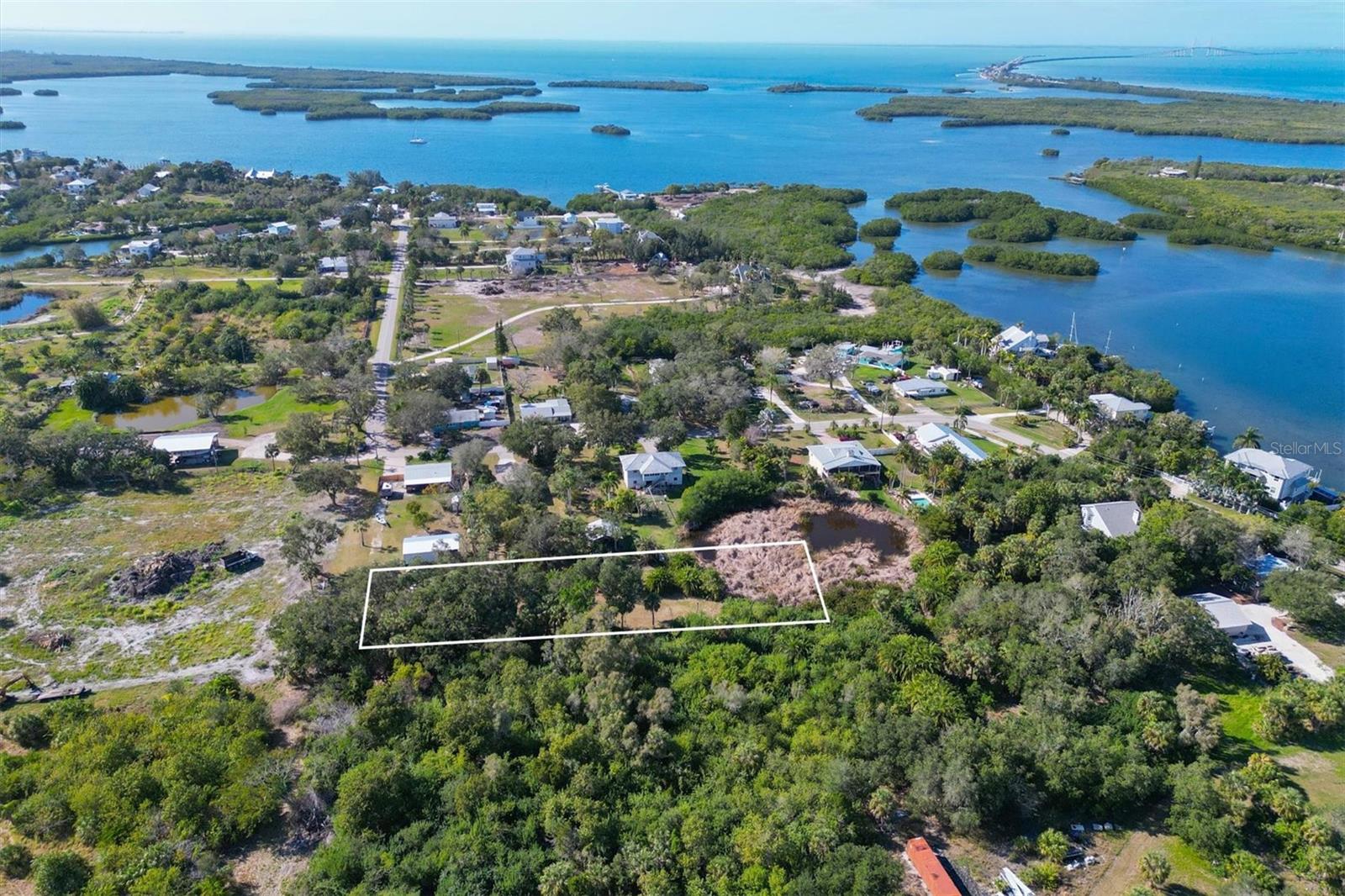 Image 3 of 24 For 1256 Bayshore Drive