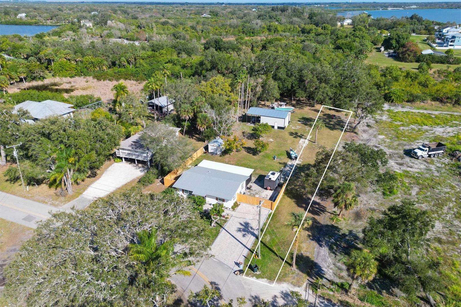 Image 9 of 24 For 1256 Bayshore Drive