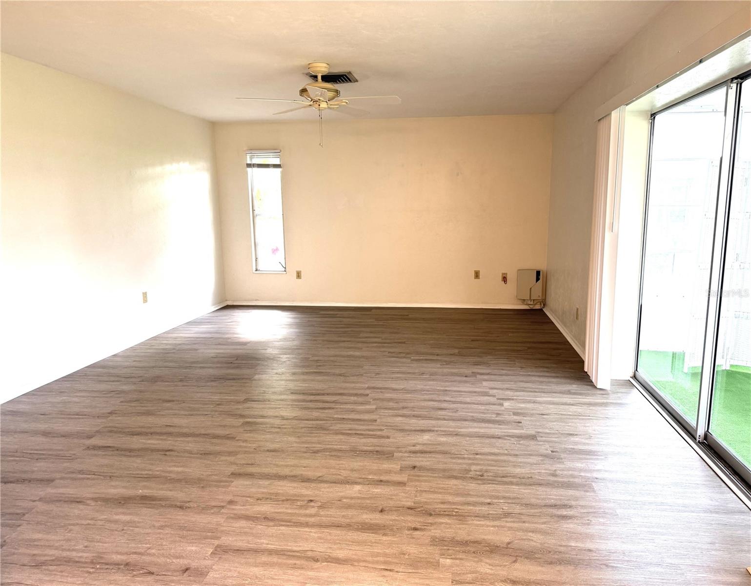 Image 6 of 23 For 3321 Fuller Street 105