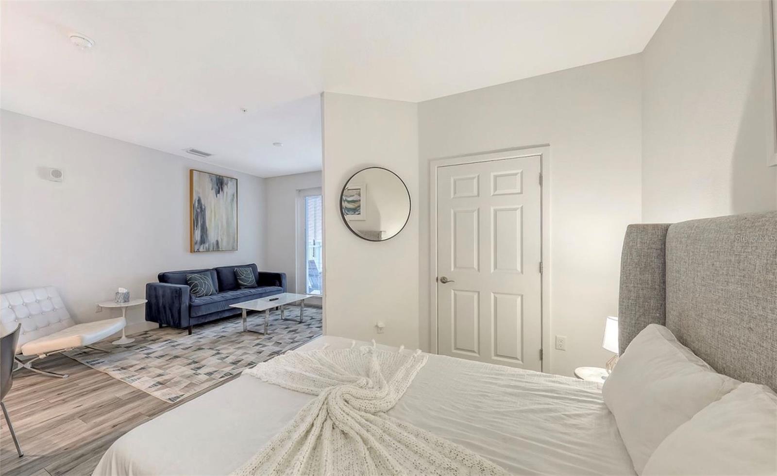 Image 4 of 21 For 1659 2nd Street 515