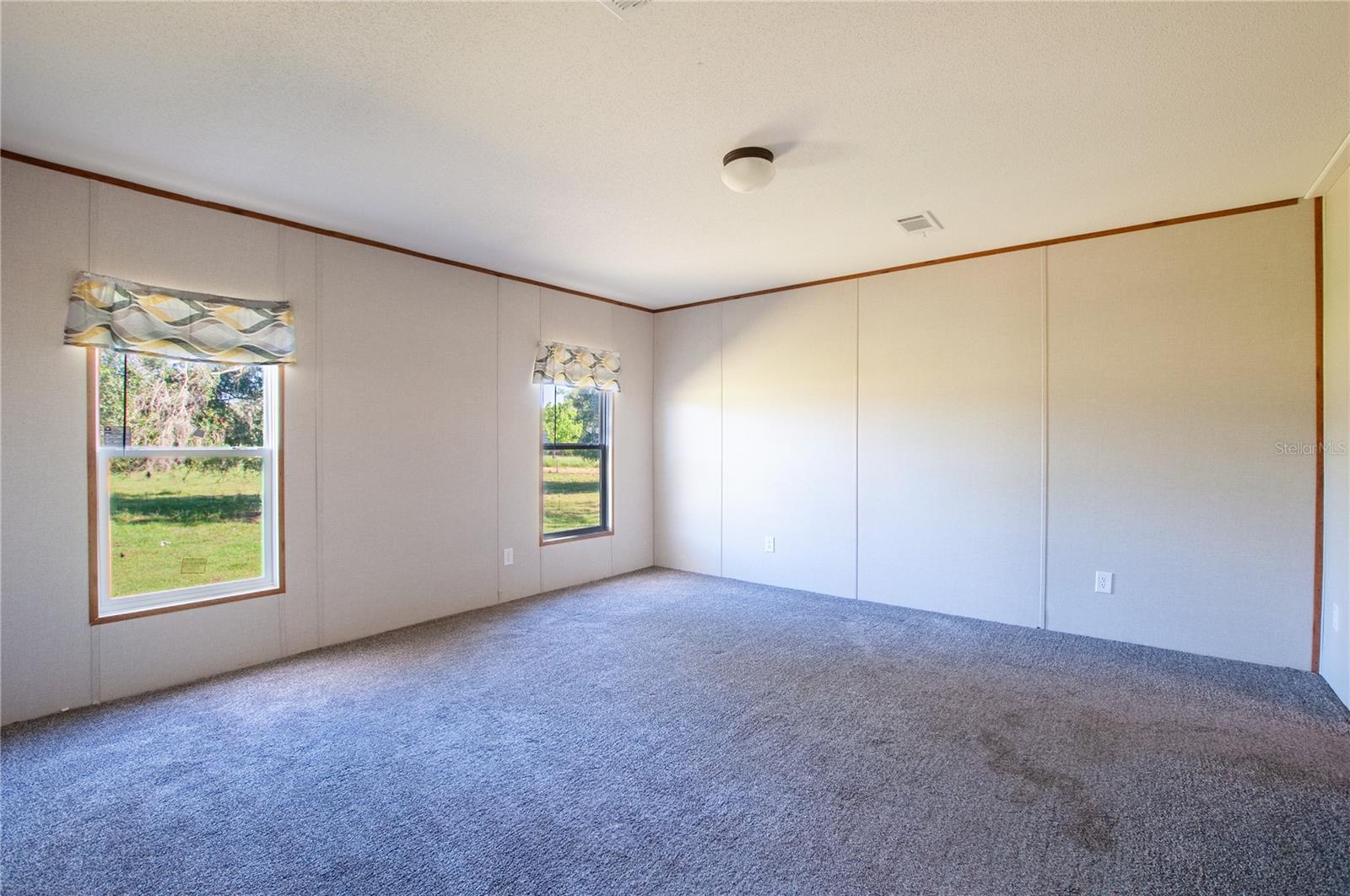 Image 9 of 24 For 437 Bronco Drive