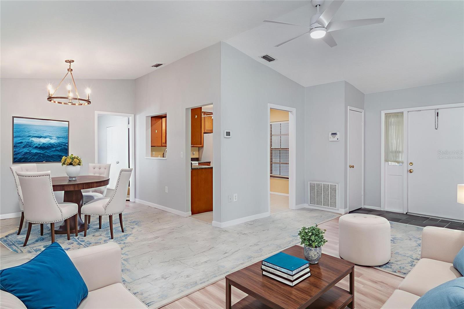 Image 4 of 20 For 3805 Sandpointe Drive