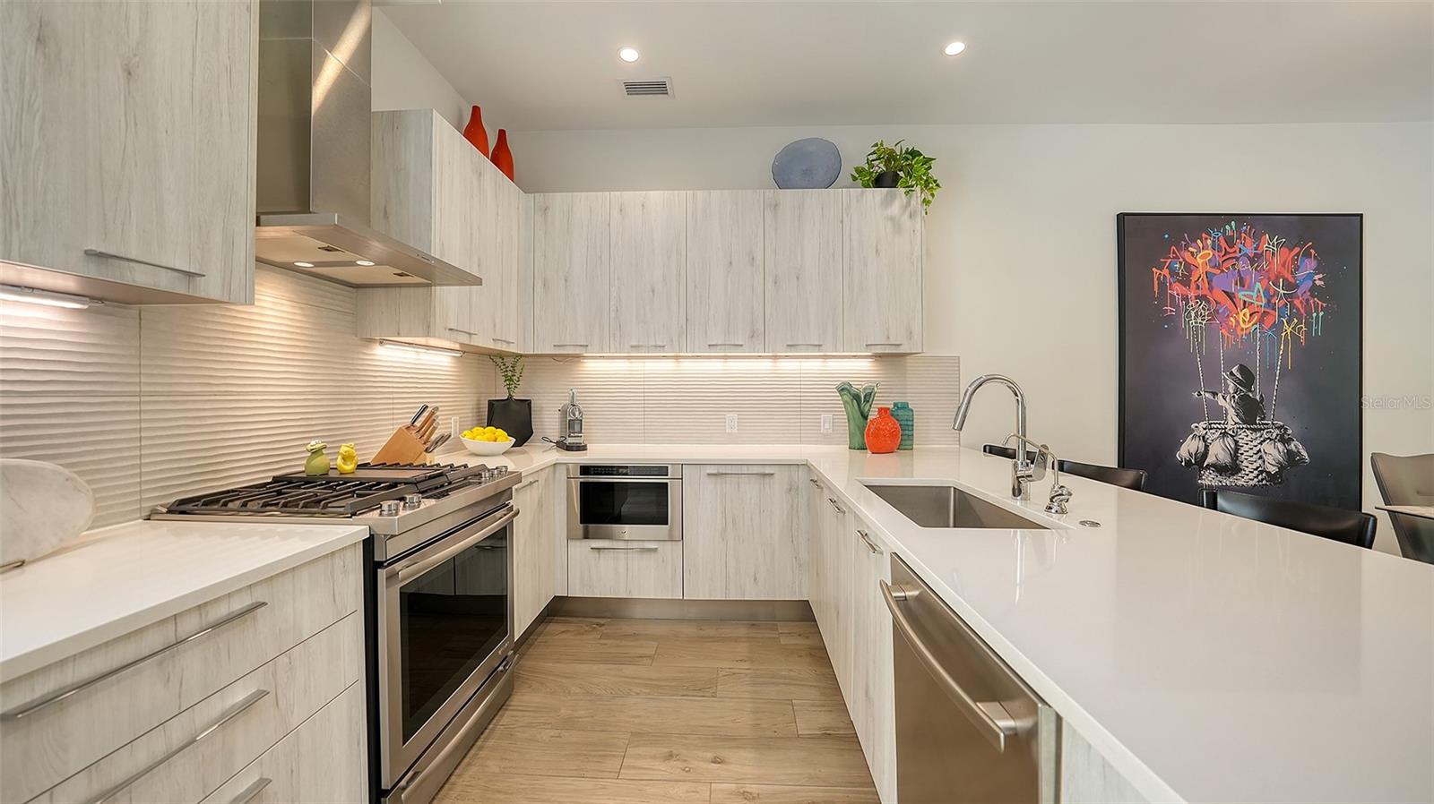 Image 21 of 63 For 626 Rawls Avenue 626