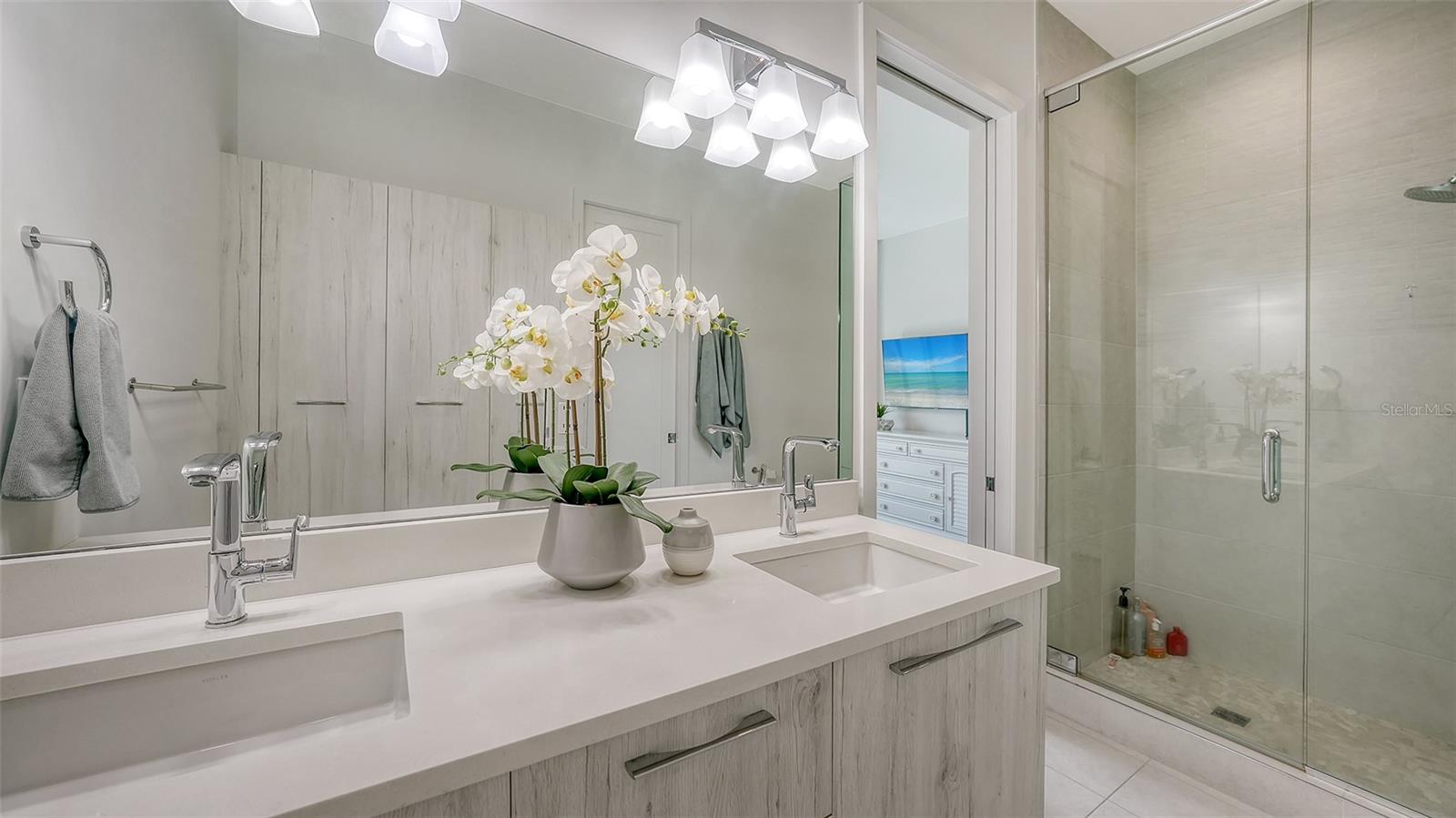 Image 33 of 63 For 626 Rawls Avenue 626