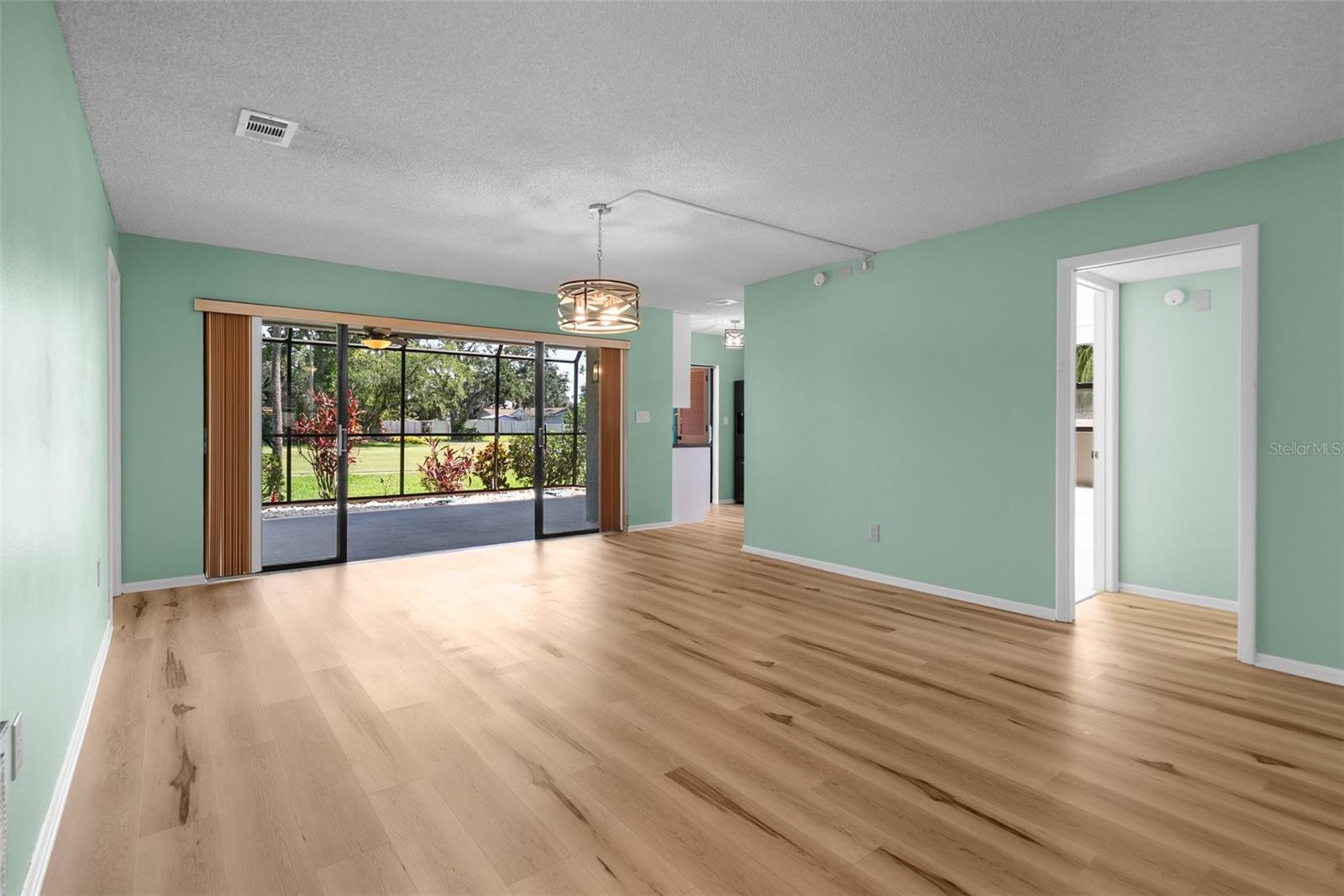 Image 3 of 52 For 6061 Fairway Lane 1411