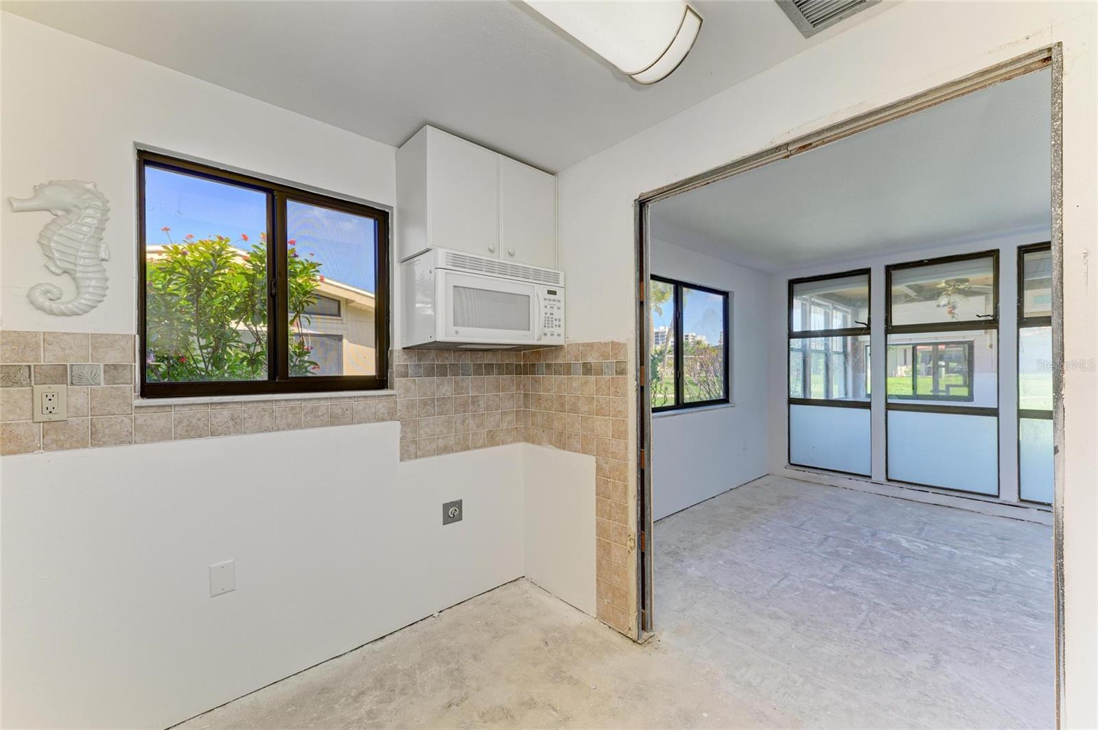 Image 19 of 53 For 500 Park Boulevard S 97
