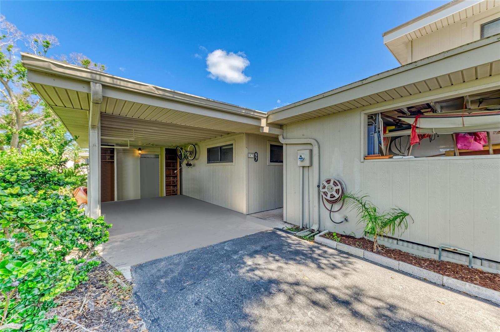 Image 8 of 53 For 500 Park Boulevard S 97