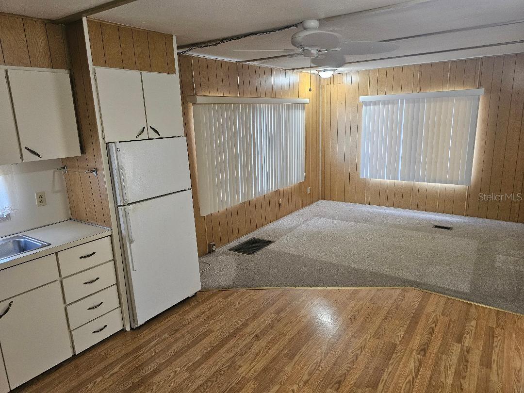 Image 4 of 13 For 4218 Palmwood