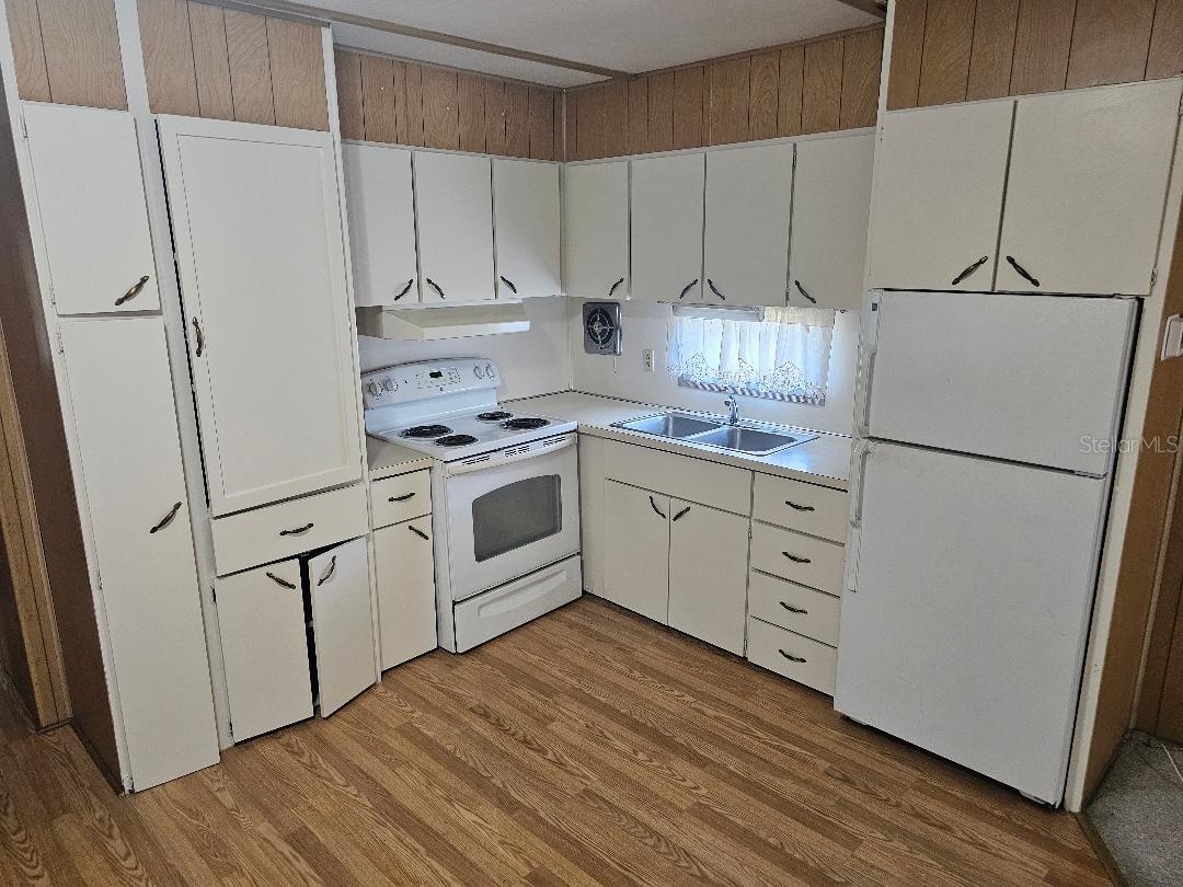 Image 6 of 13 For 4218 Palmwood