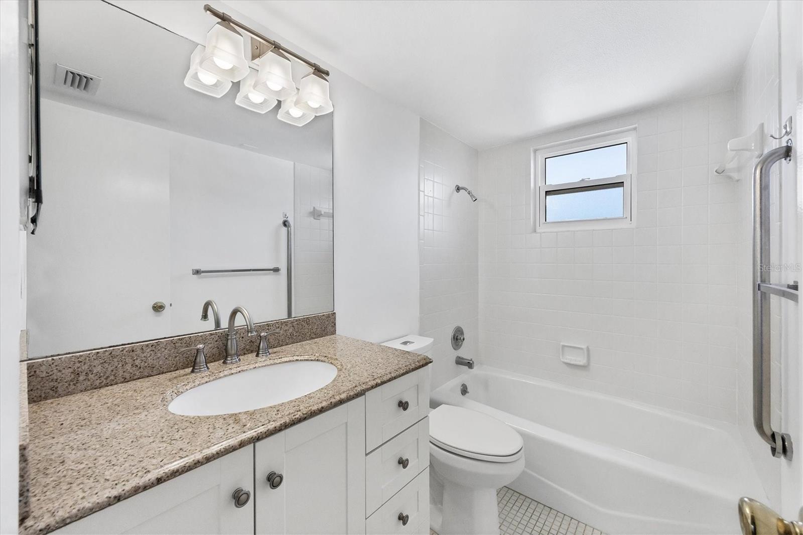 Image 23 of 36 For 3640 Ironwood Circle 302n