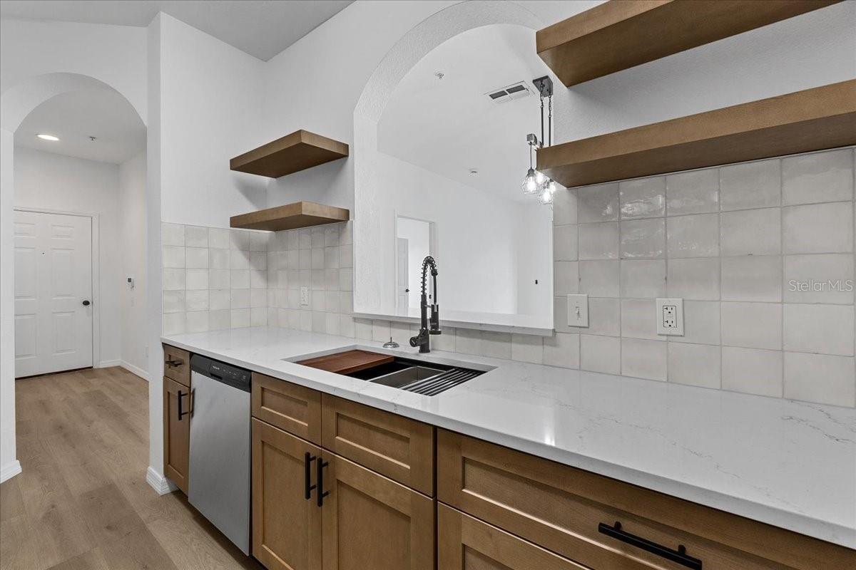 Image 5 of 20 For 584 Brantley Terrace Way 200