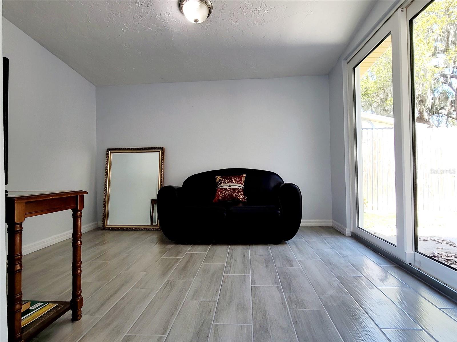 Image 11 of 41 For 2035 Vinson Avenue