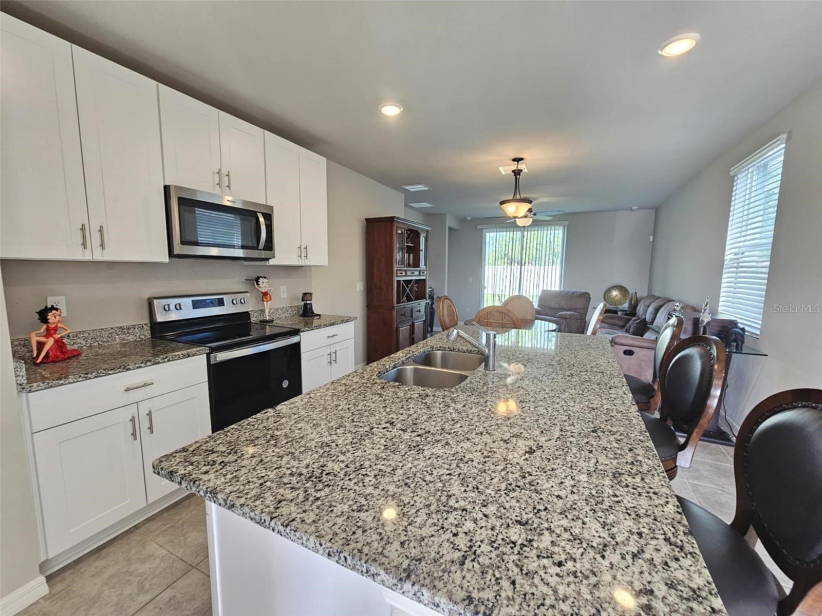 Image 7 of 22 For 7149 Boggy Creek Place