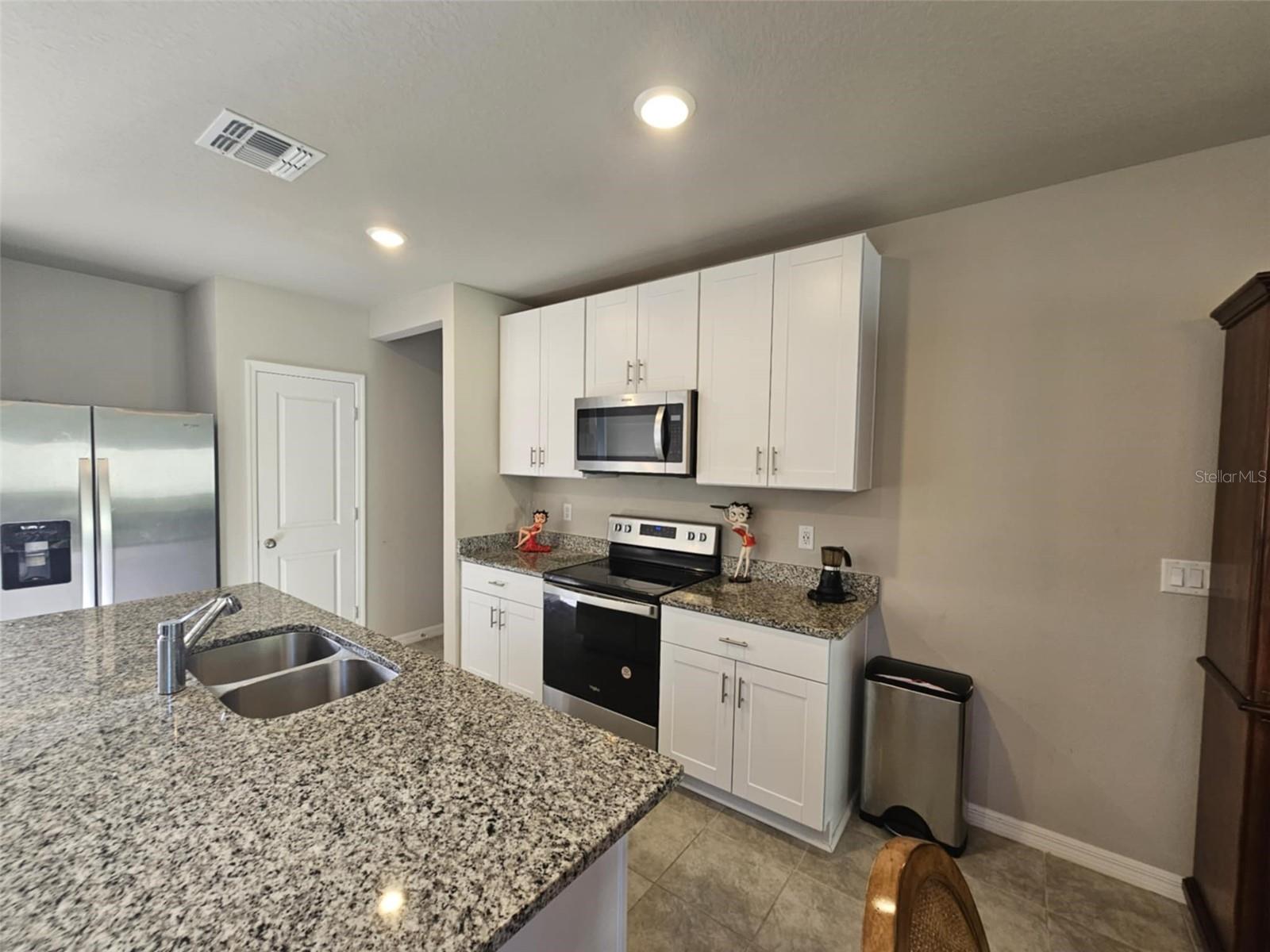 Image 9 of 22 For 7149 Boggy Creek Place