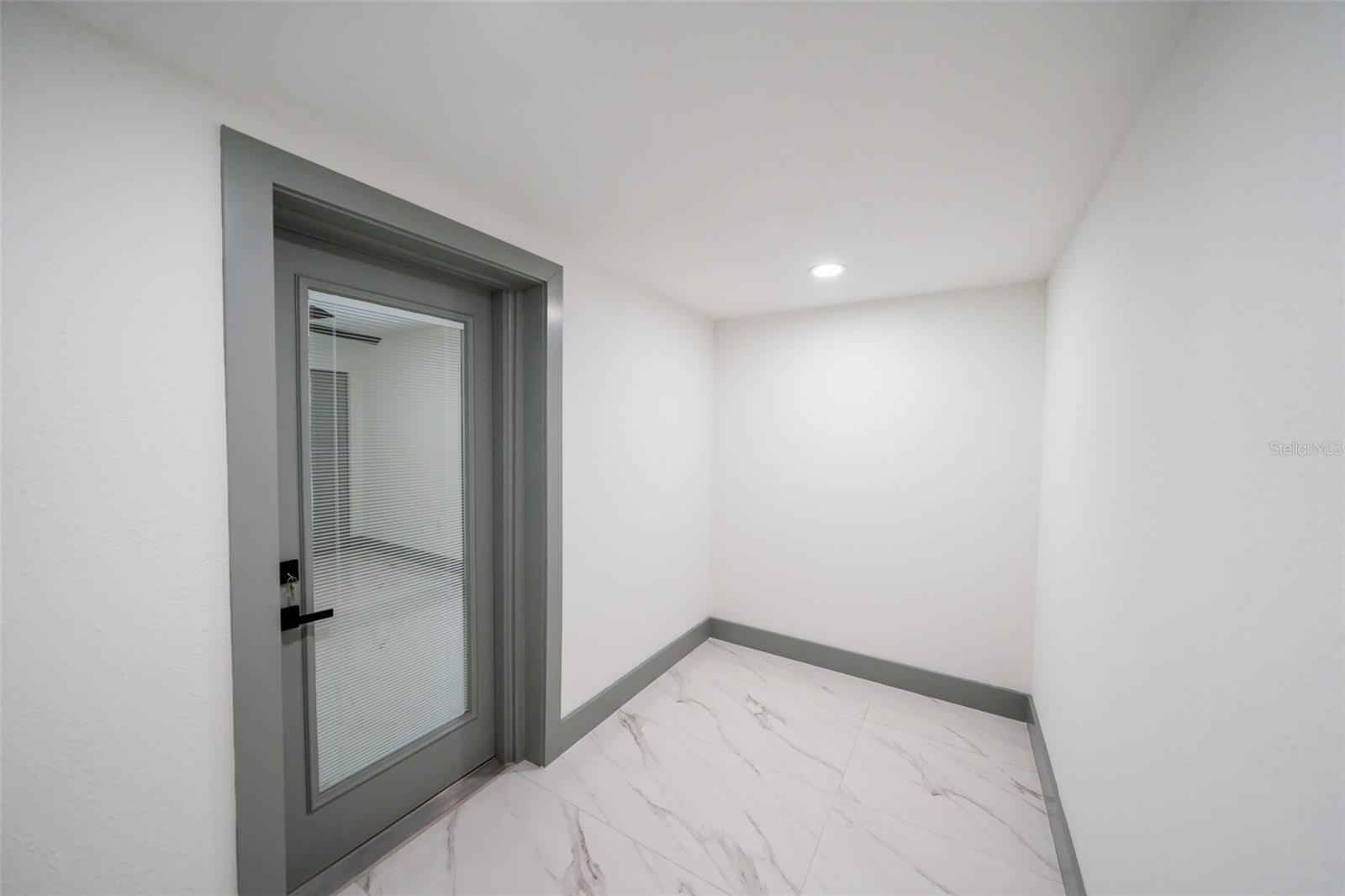 Image 15 of 29 For 211 22nd Street Court Ne