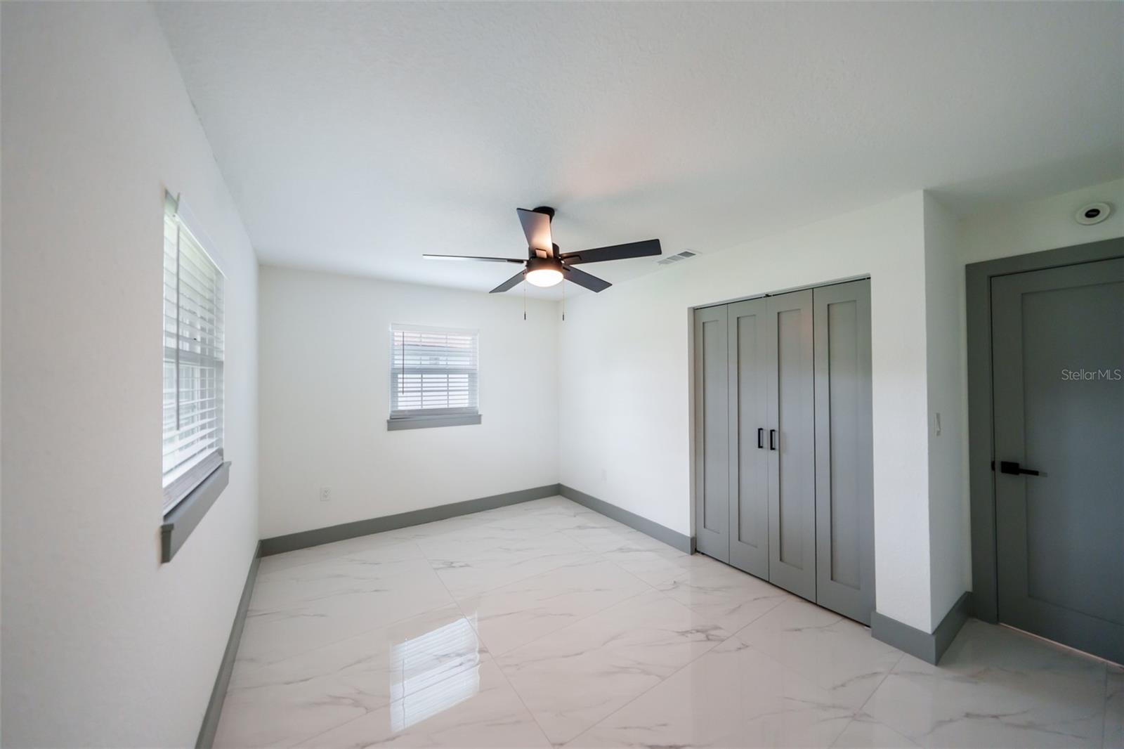Image 17 of 29 For 211 22nd Street Court Ne