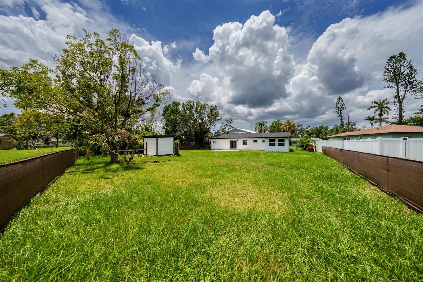 Image 3 of 29 For 211 22nd Street Court Ne