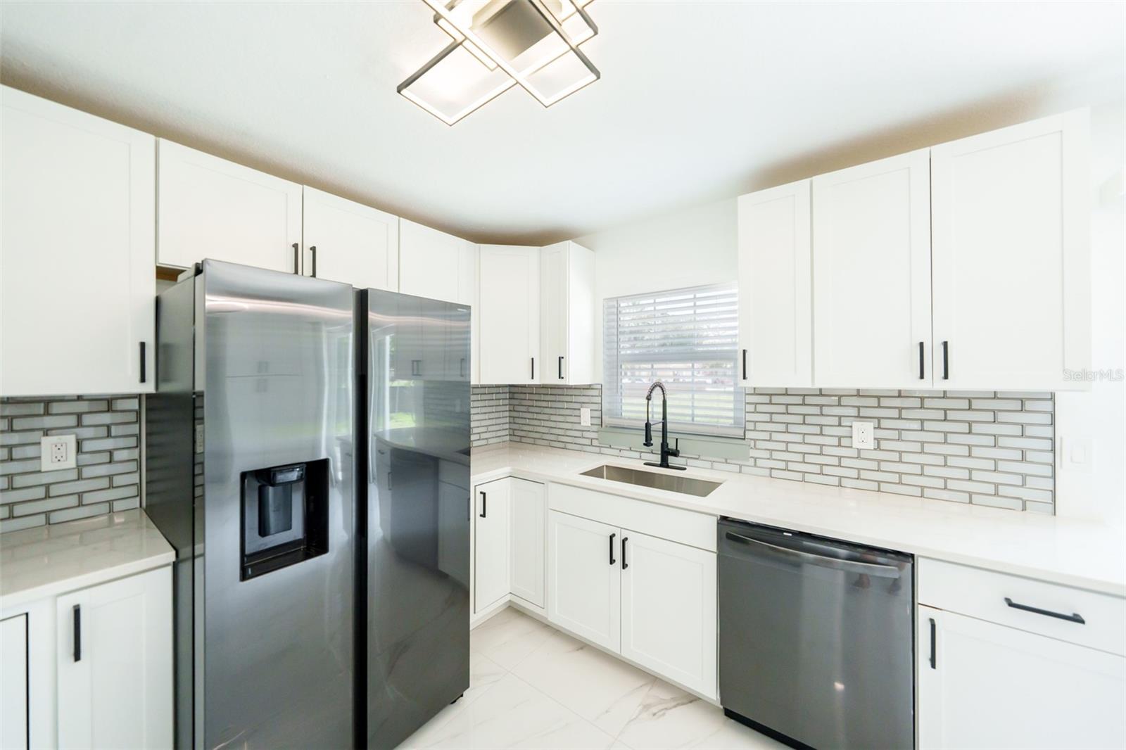 Image 9 of 29 For 211 22nd Street Court Ne