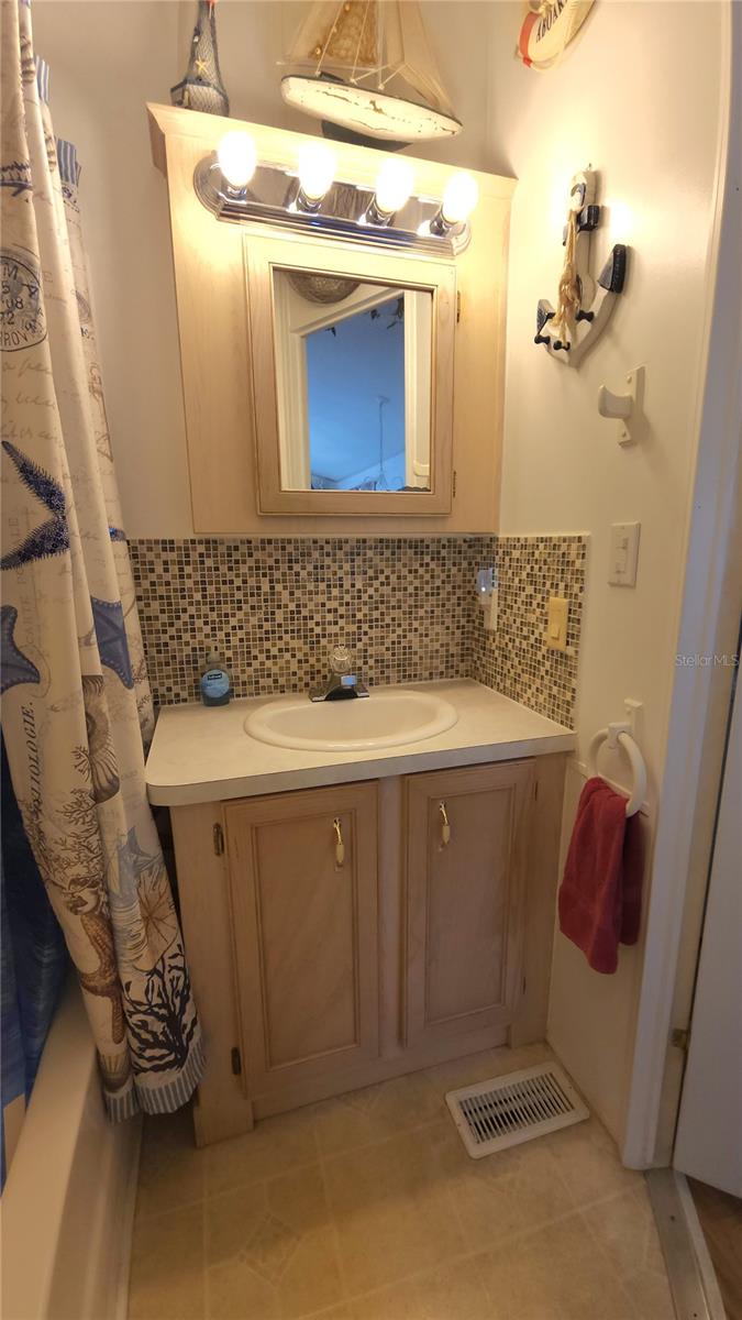 Image 16 of 24 For 3333 26th Avenue E 1023