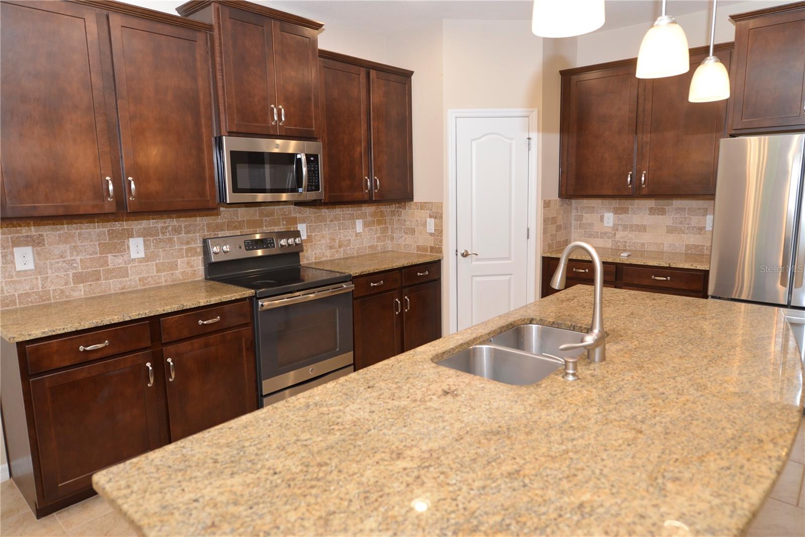 Image 3 of 25 For 5346 Charlie Brown Lane