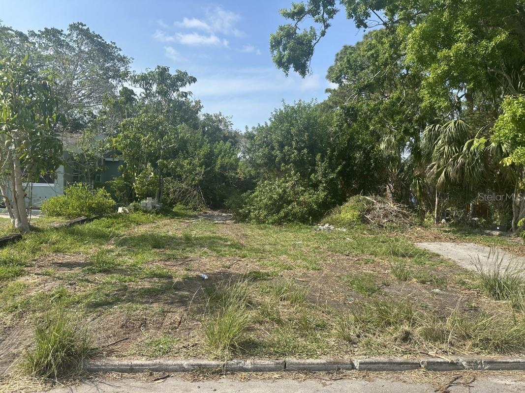 Details for 459 40th Avenue S, ST PETERSBURG, FL 33705