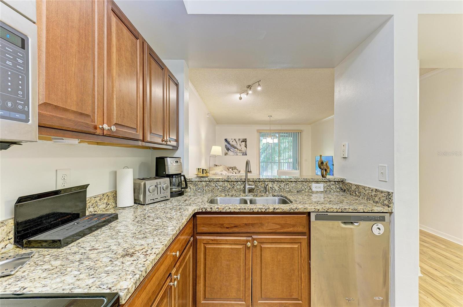 Image 16 of 49 For 5001 Baraldi Circle 22-202