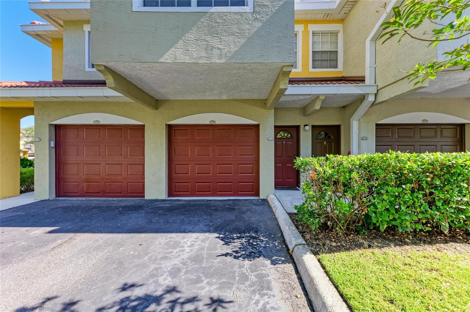 Image 2 of 49 For 5001 Baraldi Circle 22-202