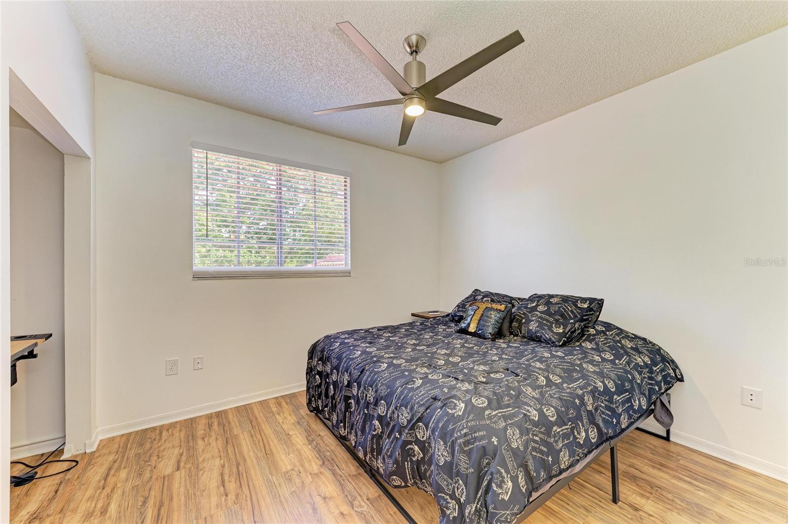 Image 26 of 49 For 5001 Baraldi Circle 22-202